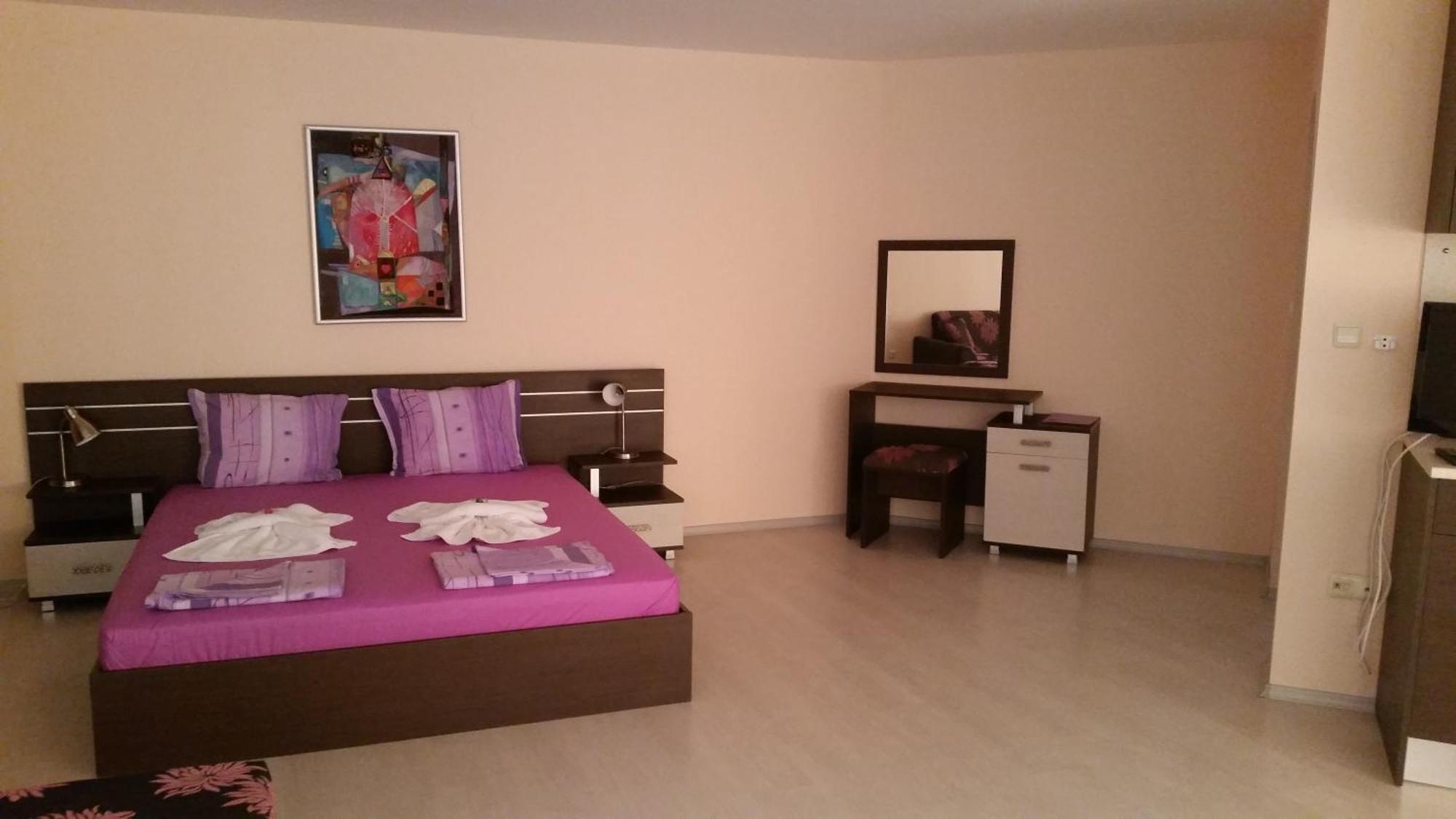 Rose Garden Omax Apartments Sunny Beach Phòng bức ảnh