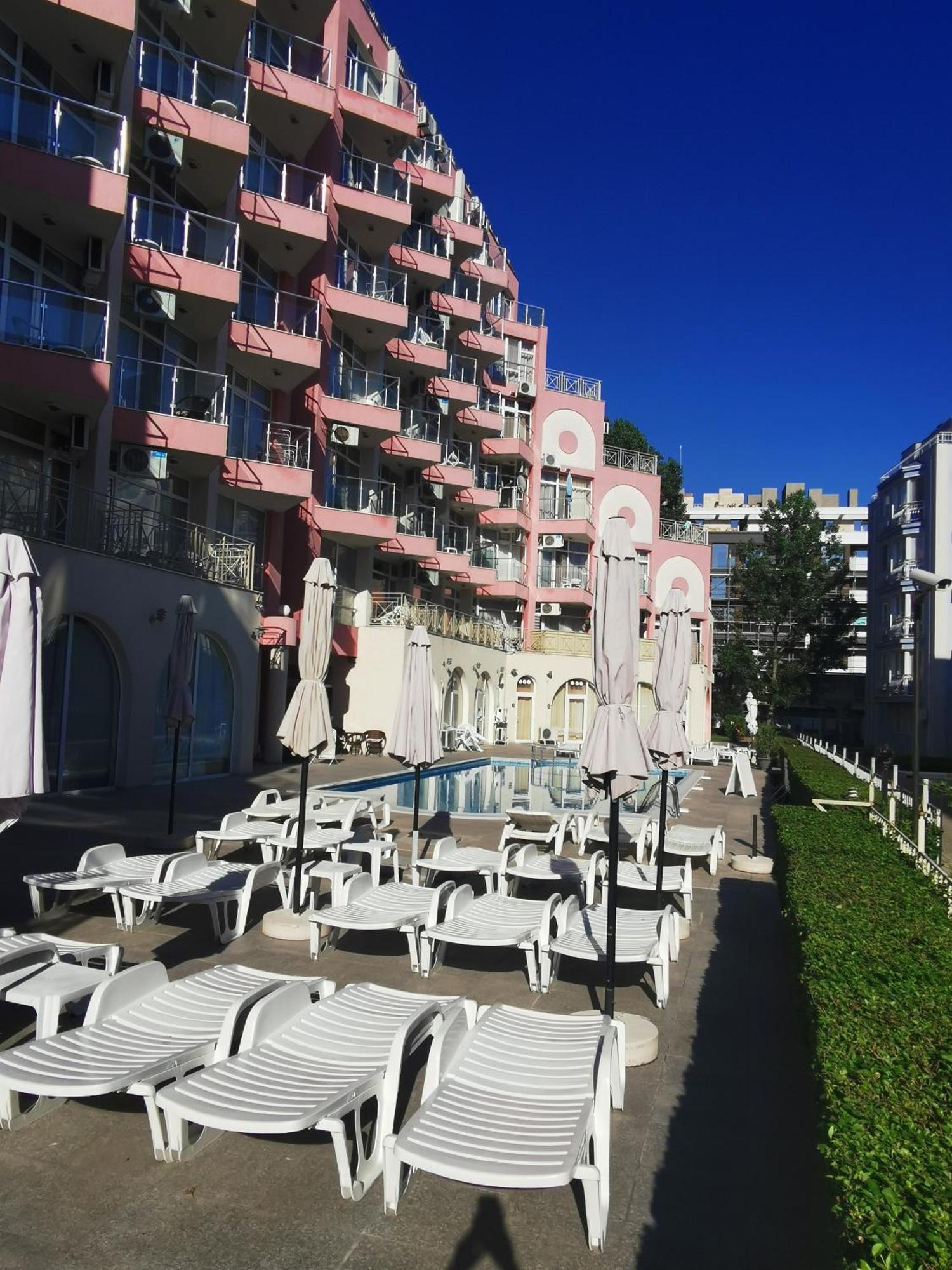 Rose Garden Omax Apartments Sunny Beach Ngoại thất bức ảnh
