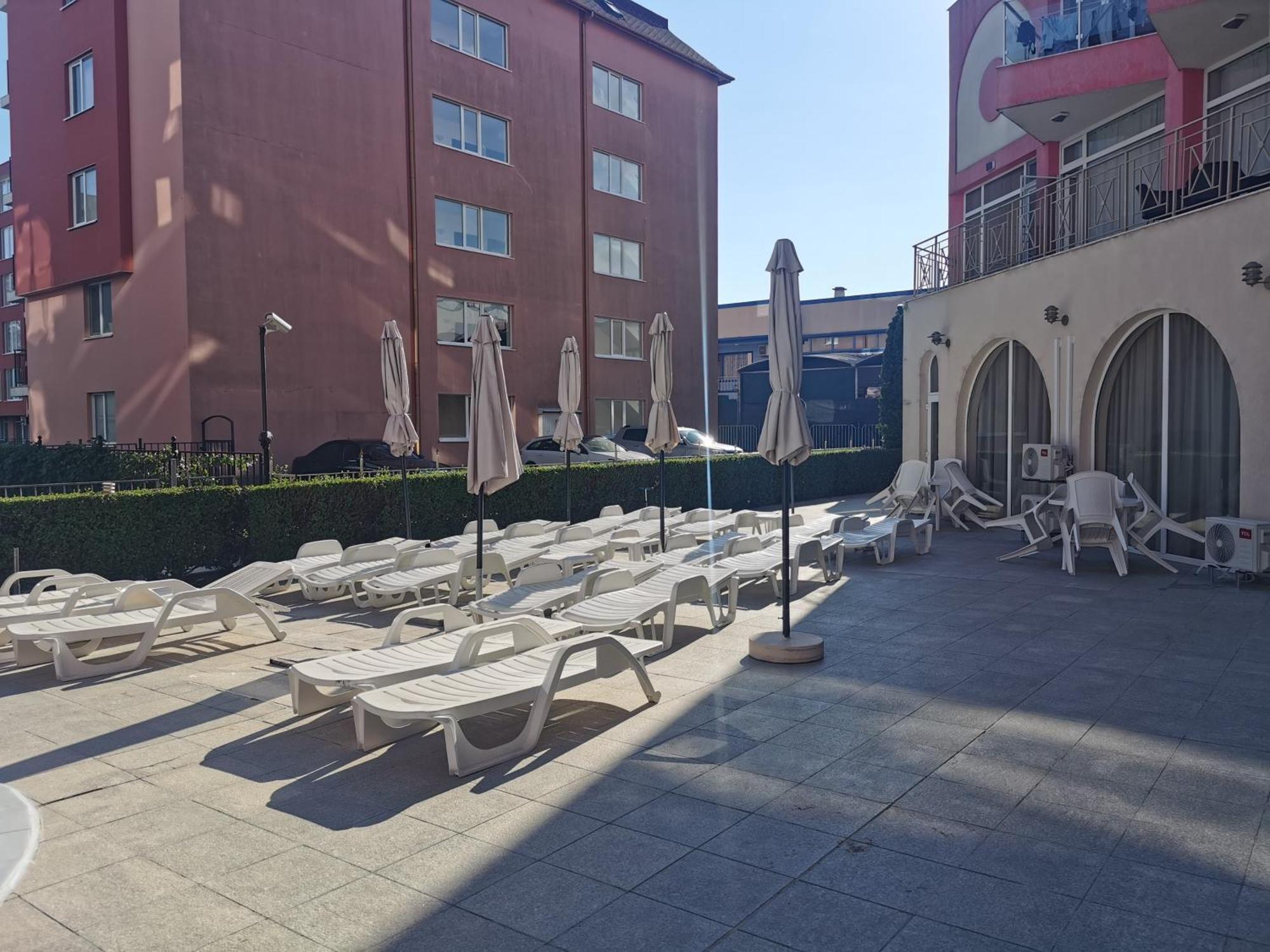 Rose Garden Omax Apartments Sunny Beach Ngoại thất bức ảnh