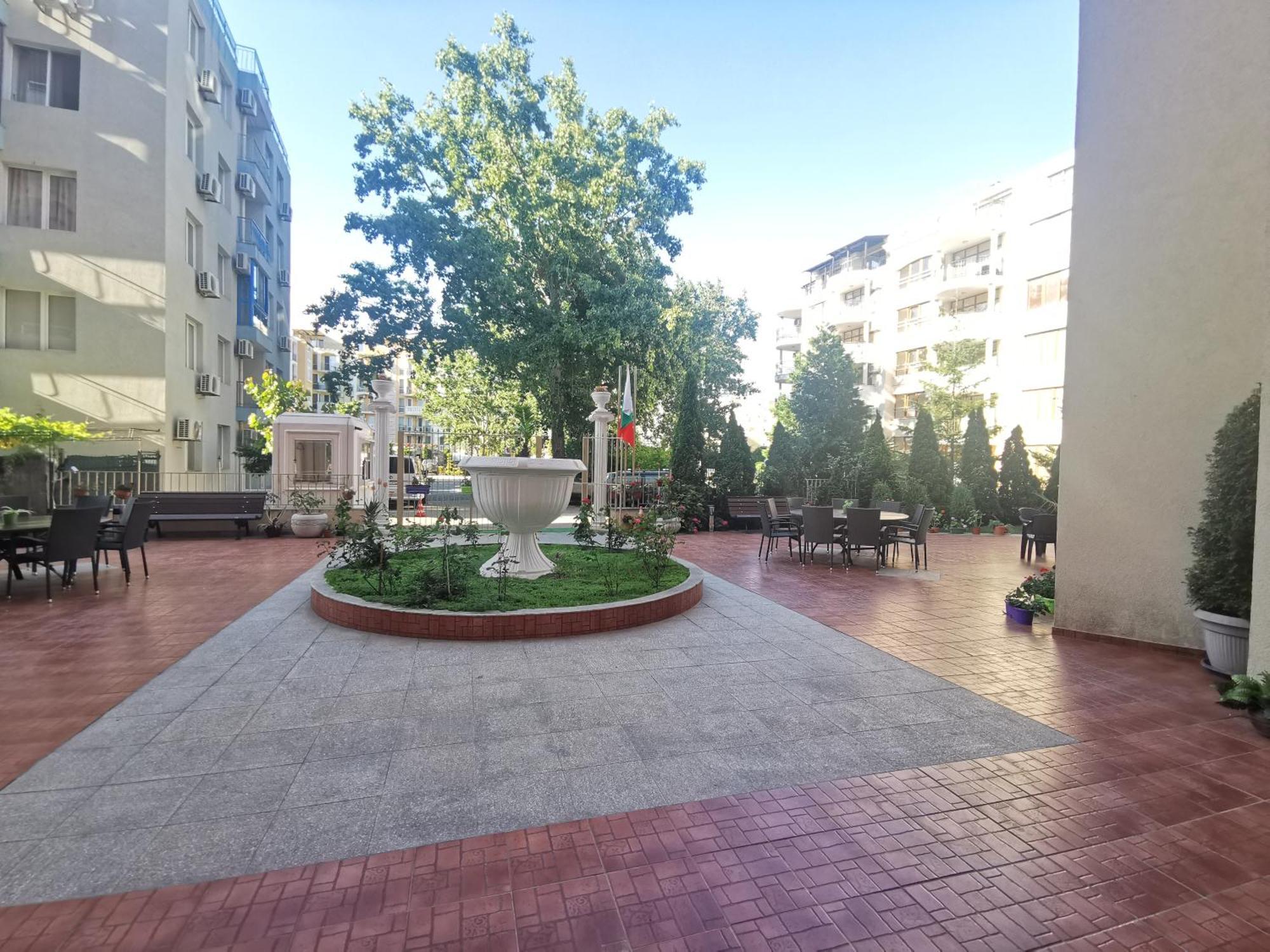 Rose Garden Omax Apartments Sunny Beach Ngoại thất bức ảnh