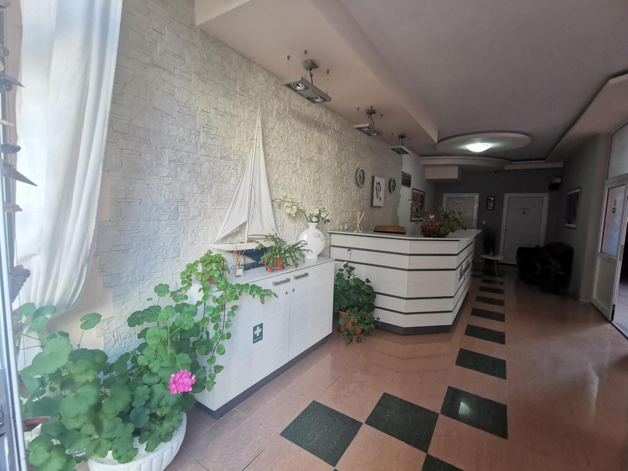 Rose Garden Omax Apartments Sunny Beach Ngoại thất bức ảnh