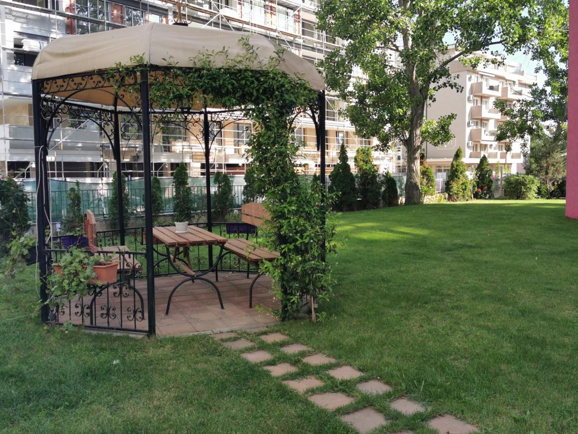 Rose Garden Omax Apartments Sunny Beach Ngoại thất bức ảnh