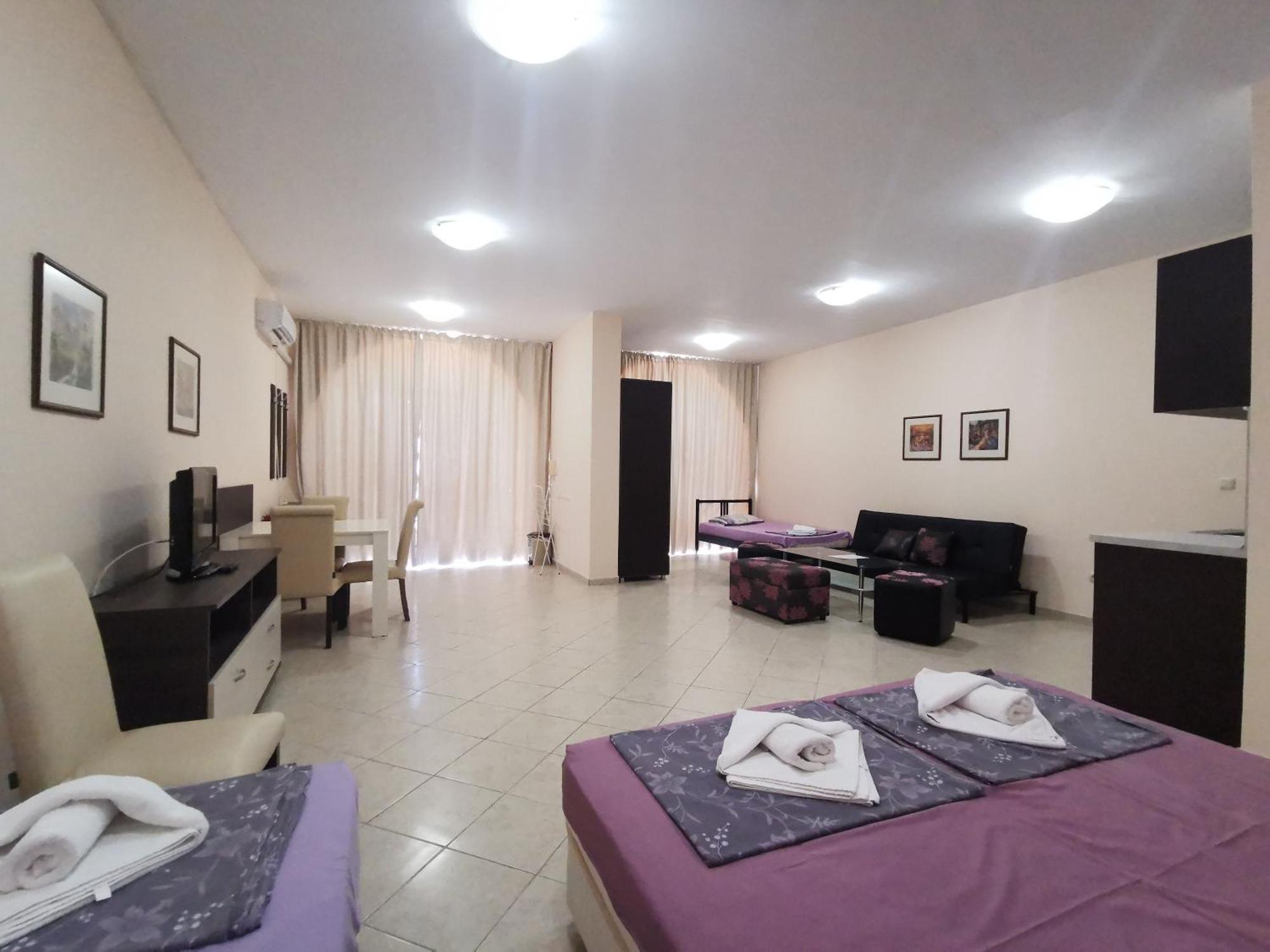 Rose Garden Omax Apartments Sunny Beach Ngoại thất bức ảnh